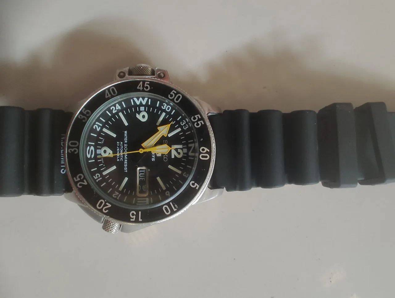 Relógio Seiko Automático 200m com pulseira de borracha - Foto 2