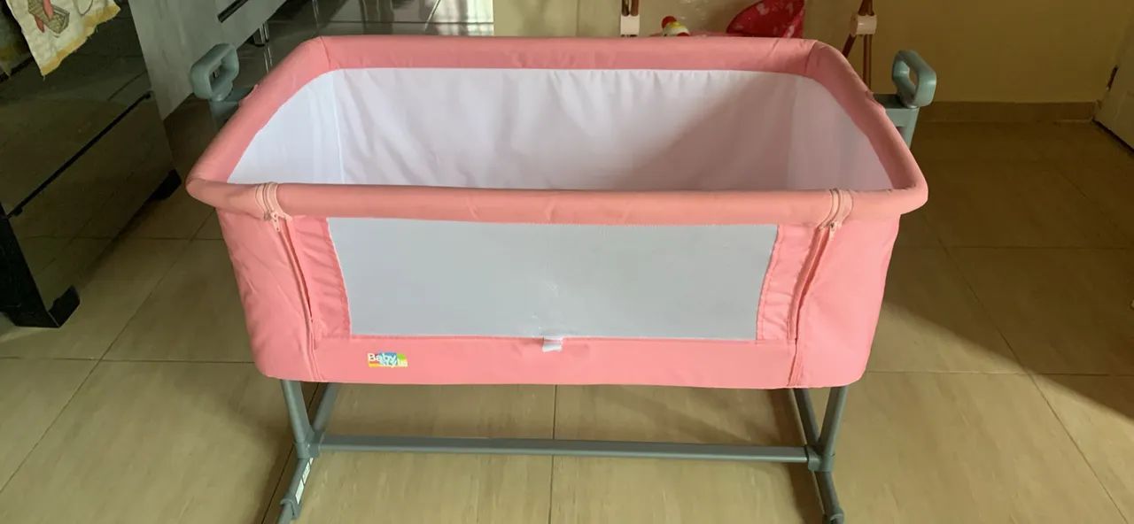 Berço portátil para bebê - cor rosa 