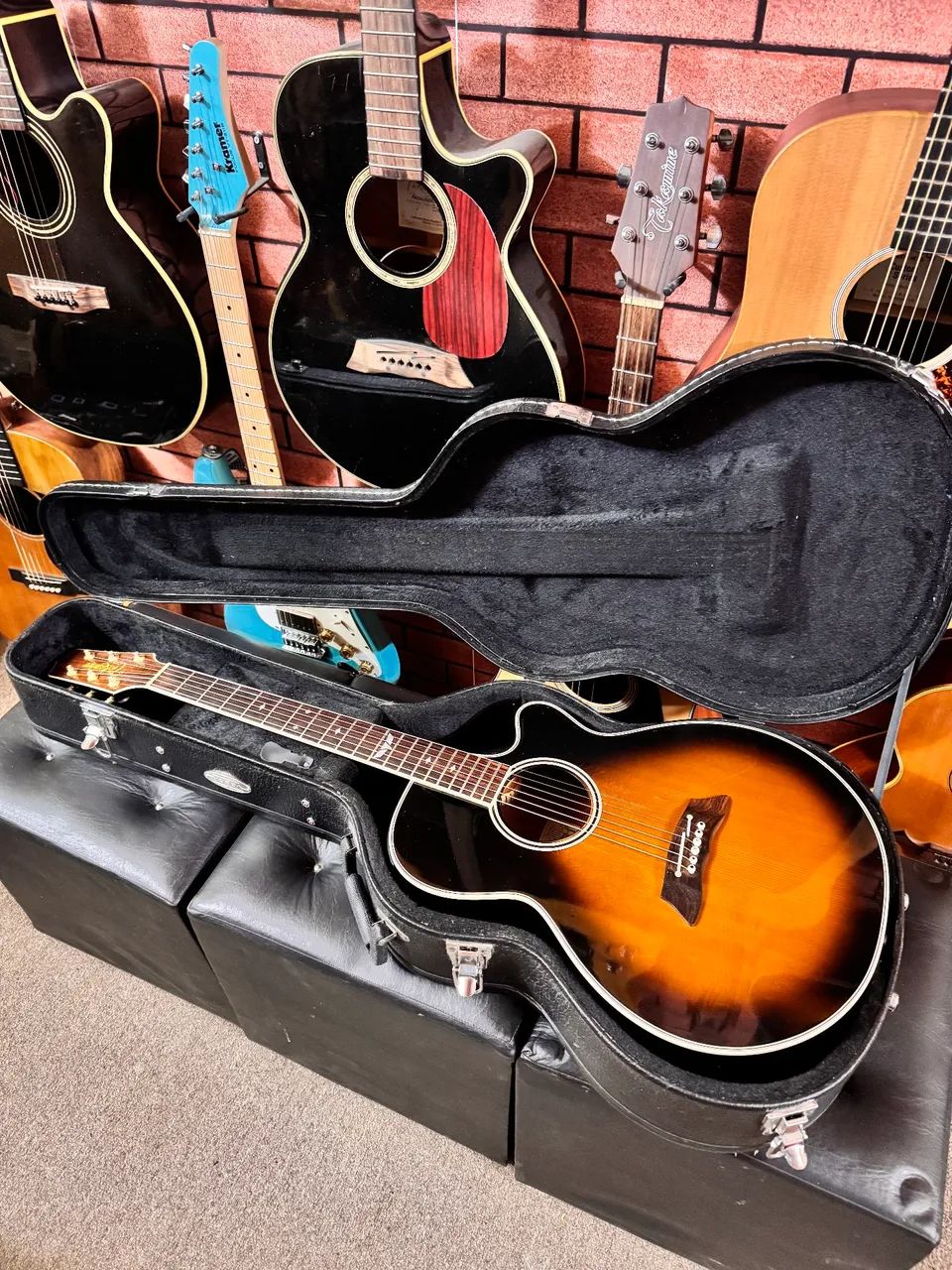 Violão Takamine japonês DSP110 elétrico regulado com case ANALISO