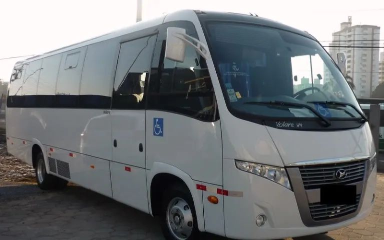 MICROÔNIBUS VOLARE W9 EXECUTIVA 2015 (REPASSA PARCELAS)