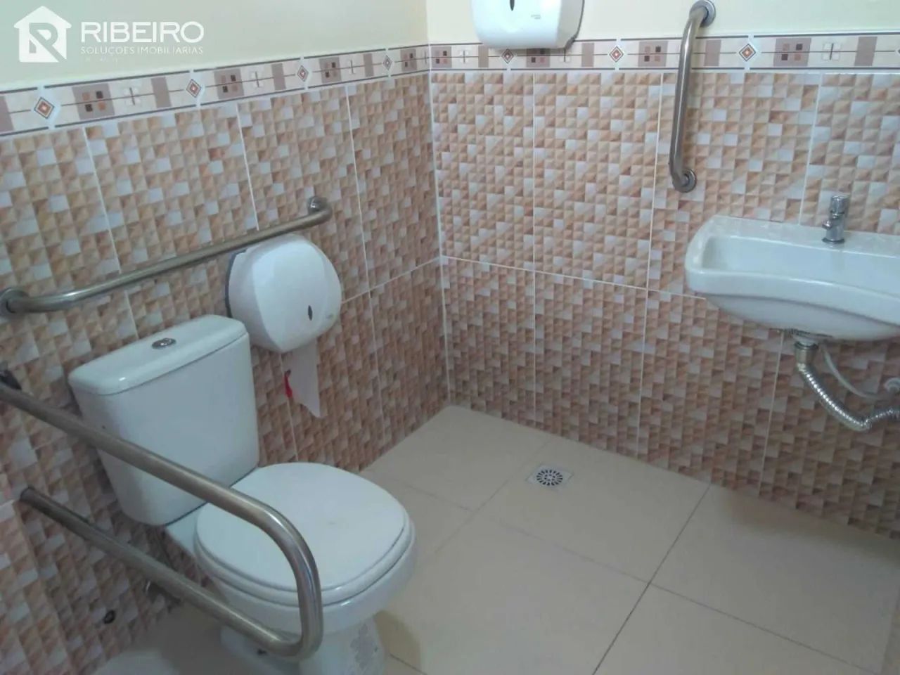 ^ Predio Comercial, Luzia - Foto 11