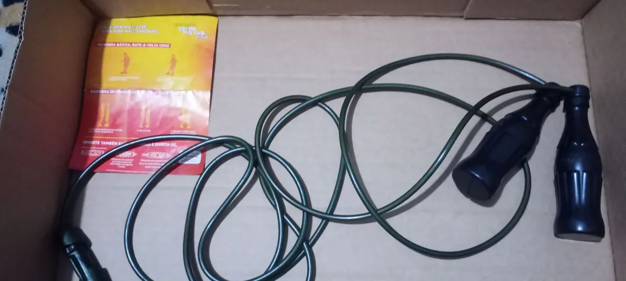 Vendo corda de pular Coca Cola cor preta colecionáveis - Foto 6