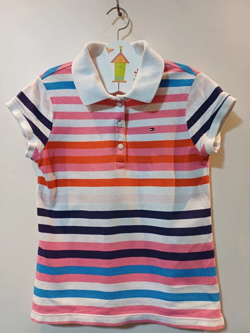 Polo infantil feminina Tommy Hilfiger semi-nova,  tam. 6-7 anos.