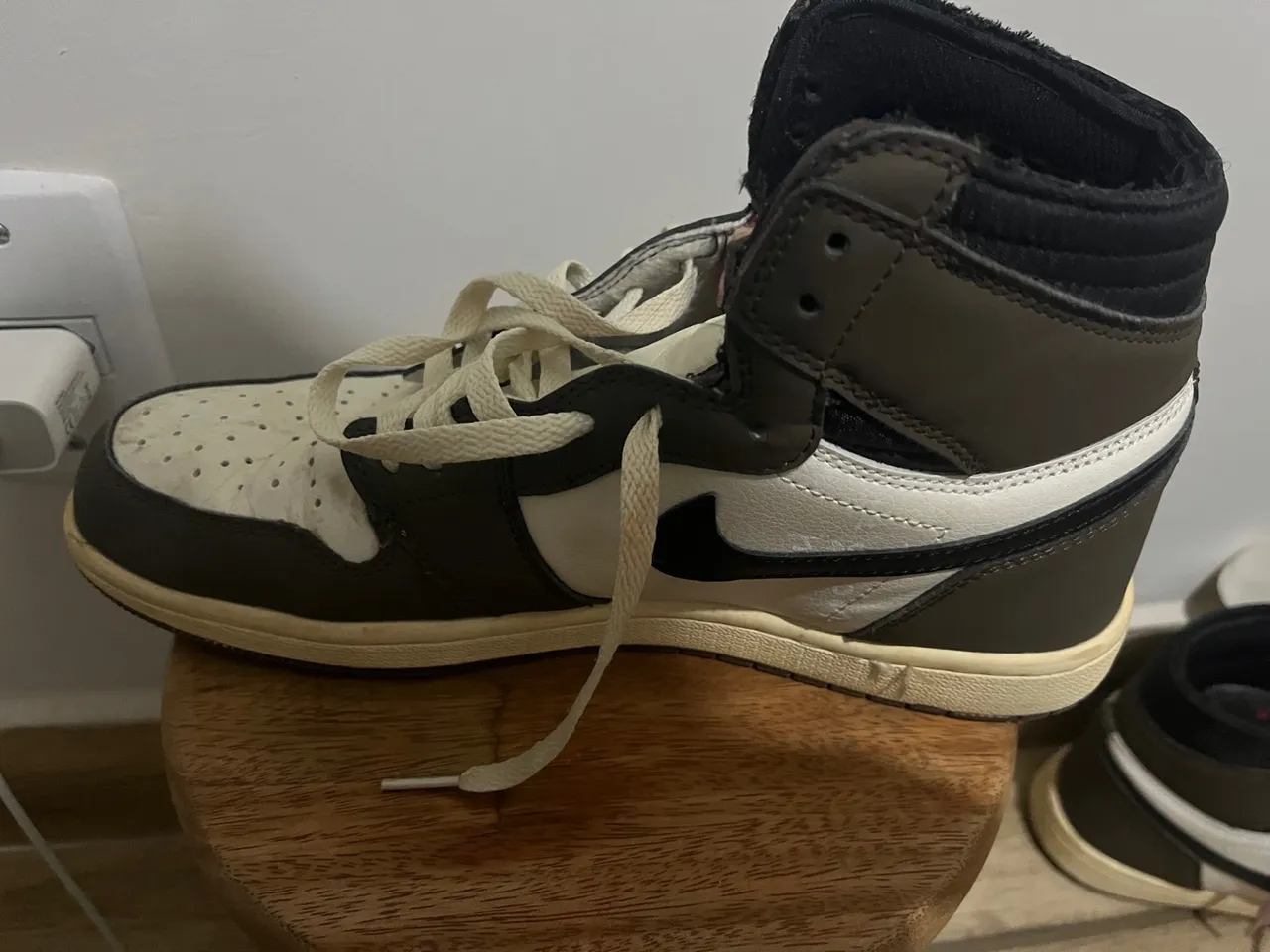 Air Jordan 1 High Travis Scott