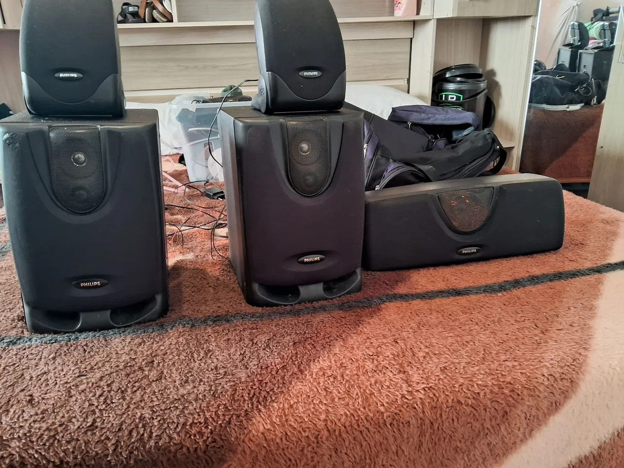 Conjunto de caixas deSom Philips