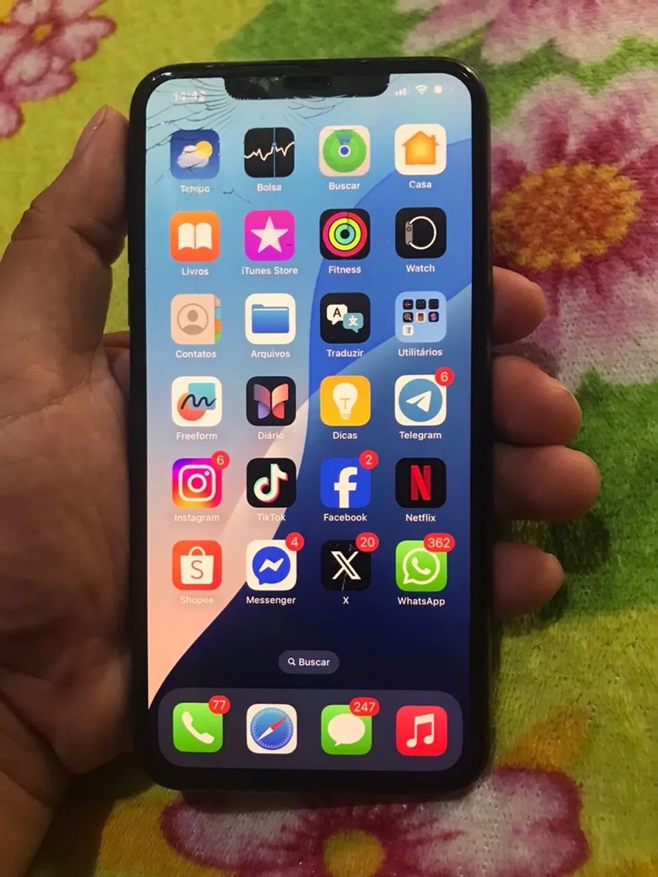 iPhone 11 Pro Max - 256GB - Tela Quebrada (Leia o Anúncio!) - Foto 2