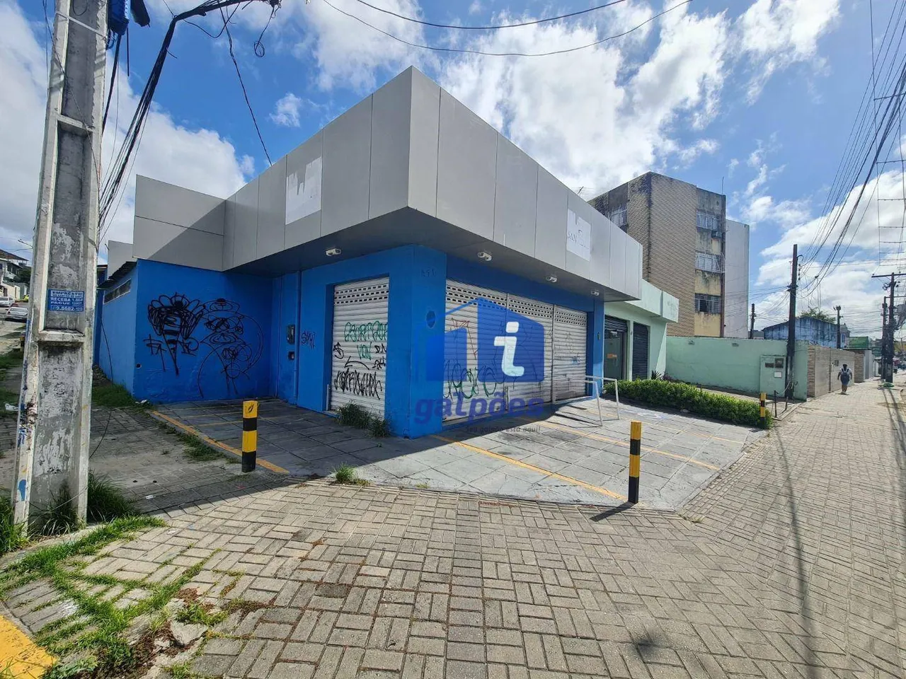 Imóvel Comercial com 170 m² de Área Construída em Casa Amarela - PE