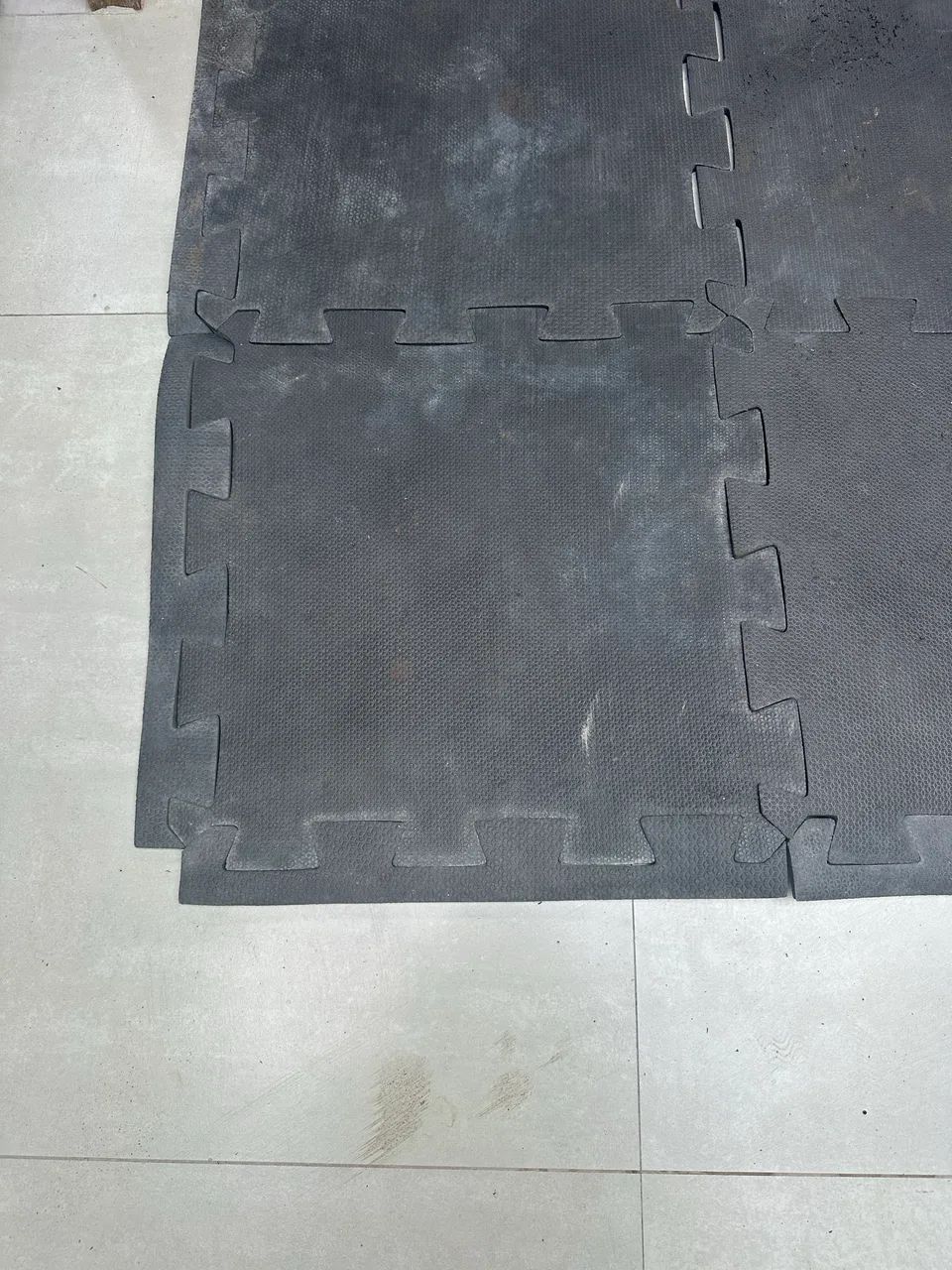 TATAME EVA 10MM - preto- 50X50CM 20 peças  - Foto 3