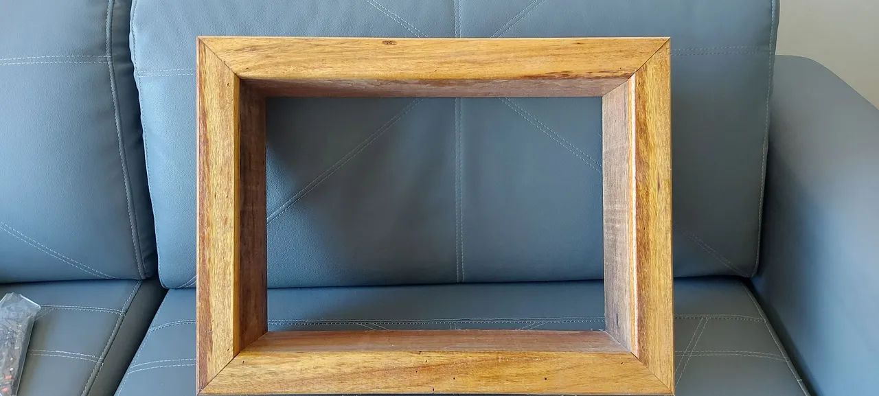 Caixonete já envernizado para ar condicionado 