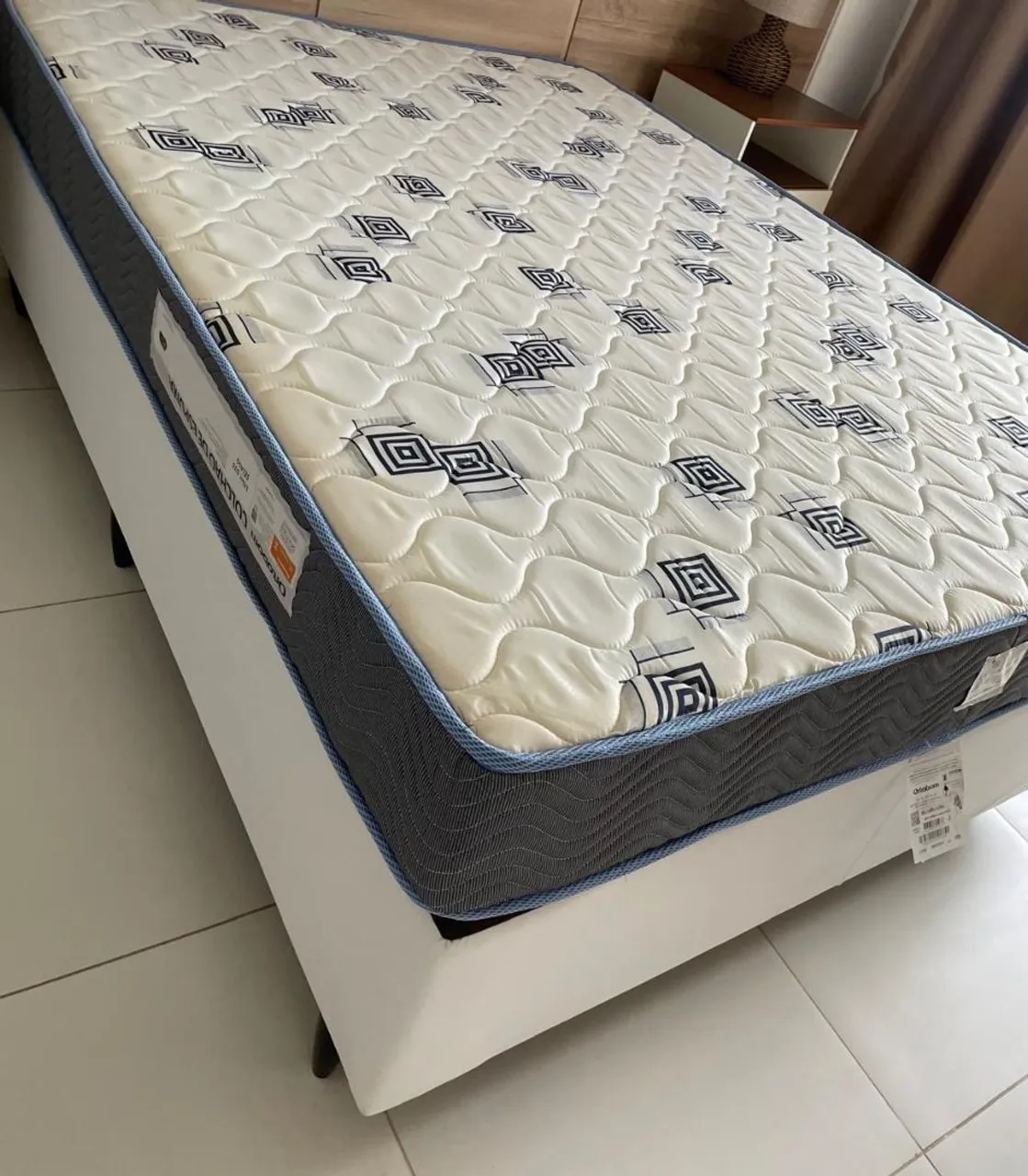Cama & Colchão Ortobomcom design moderno e conforto