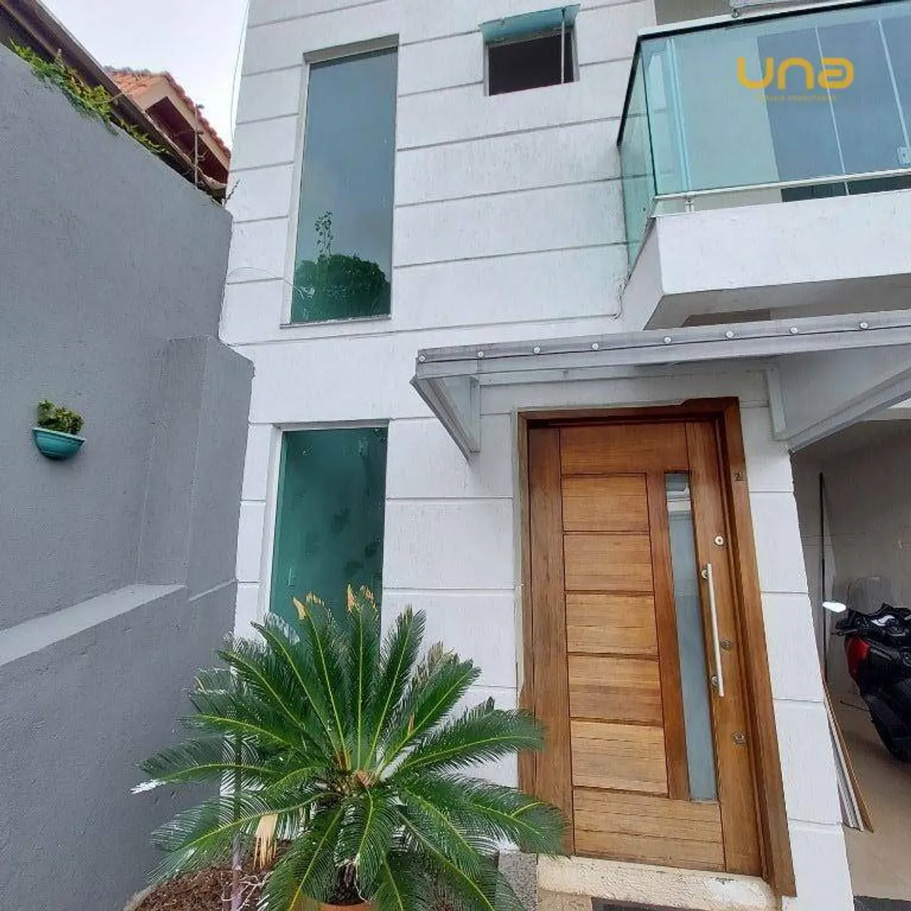 Sobrado com 3 dormitórios para alugar, 130 m² no Vista Alegre - Curitiba/PR
