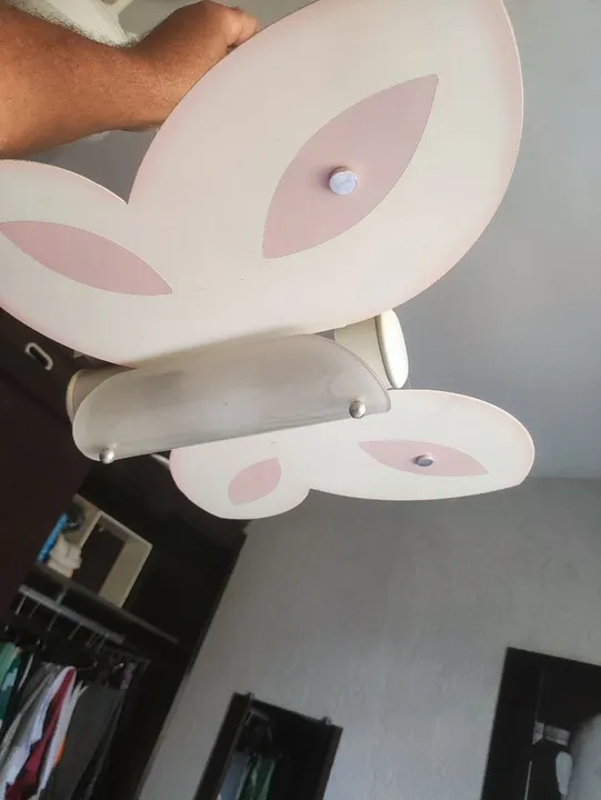 Luminária borboleta pendente