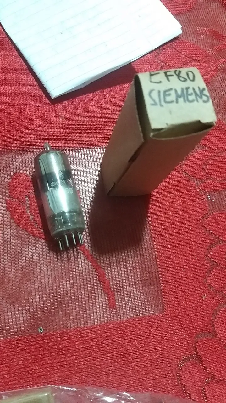Valvula eletrônica EF80 Siemens, Pentodo pre Microfone,testada+garantia! tenho EF800!!