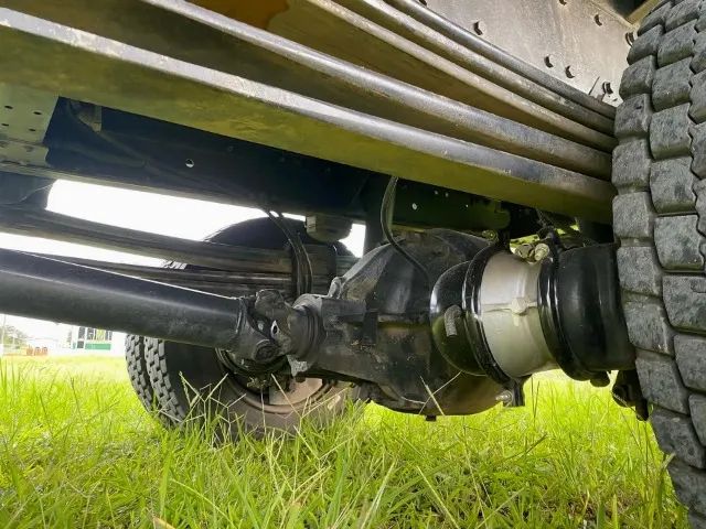 MB Accelo 915c Baú ano 2009 - Foto 7