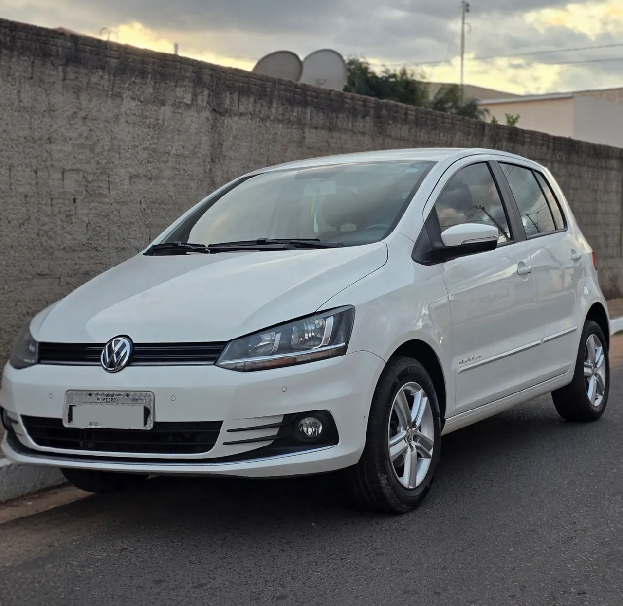 Vende-se VW Fox, 1.6, Top de linha