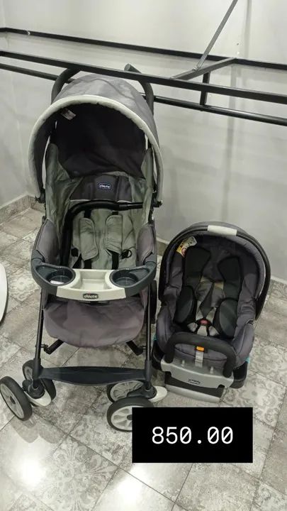 Kit carrinho e bebe conforto chicco