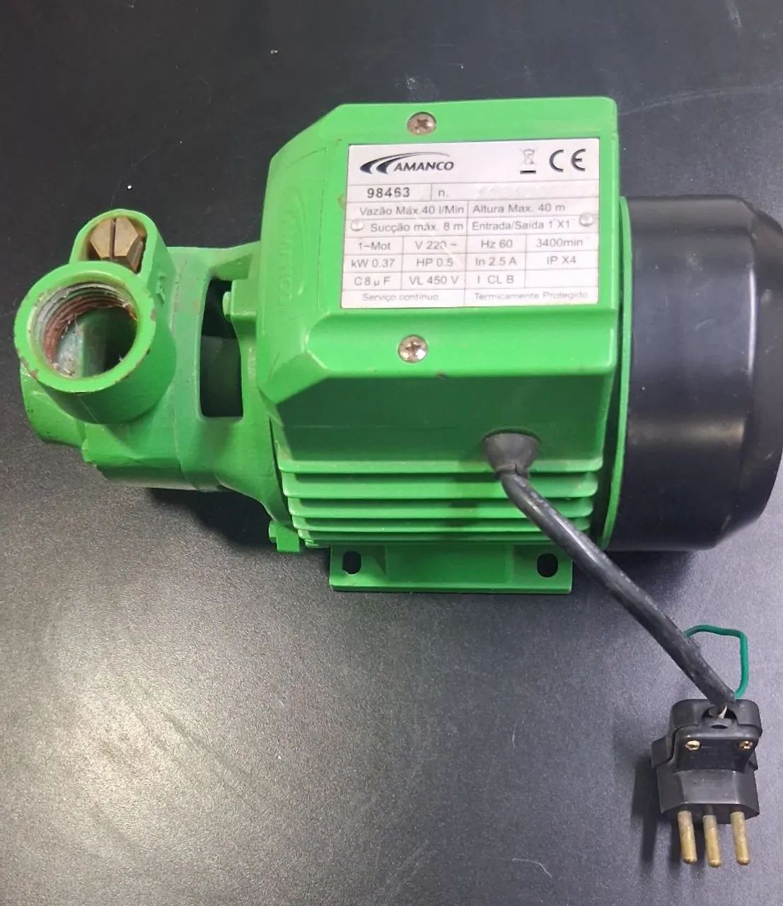 Bomba d'água AMANCO 1/2 HP 220v. 1 polegada. Pouco usada. Funcionando perfeitamente. 