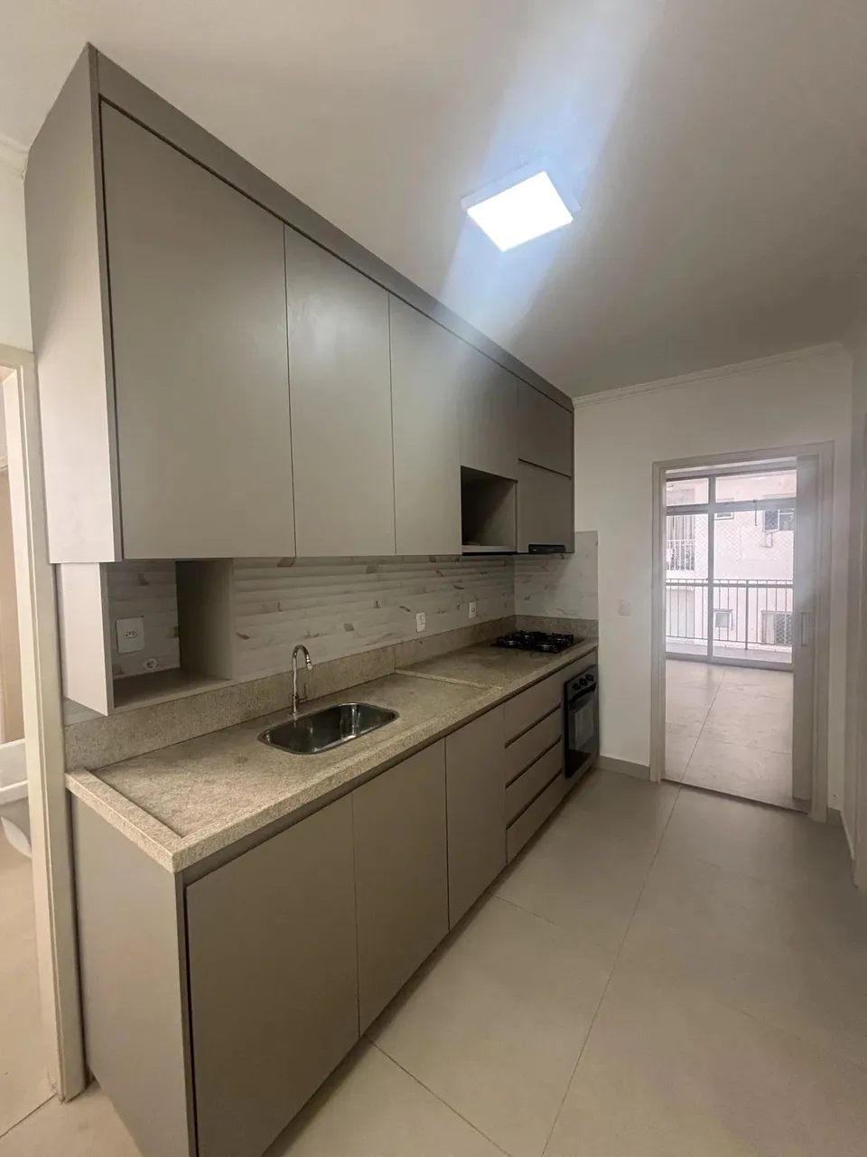 Cambuí Ótimo Apartamento Reformado com 111m2 em Campinas
