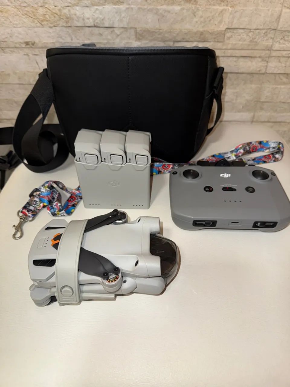 Drone DJI mini 3 Pro com Kit Fly More POUQUÍSSIMO USO - Foto 4