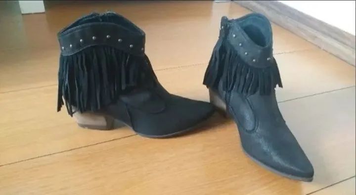 Bota preta linda - Foto 3