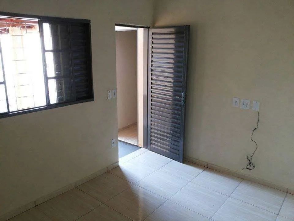Aluga-se Quartos Mobiliados para Rapazes (incluso água, energia e internet) - Foto 4