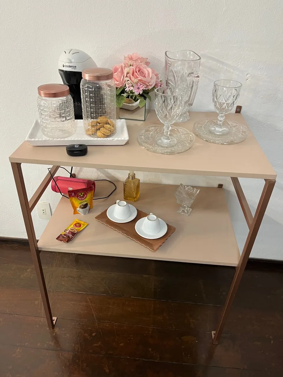 Mesa Decorativa com 2 Prateleiras rosê