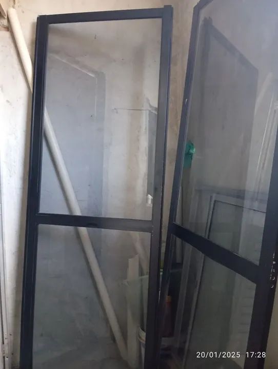 Porta de vidro p/ sacada - Foto 4