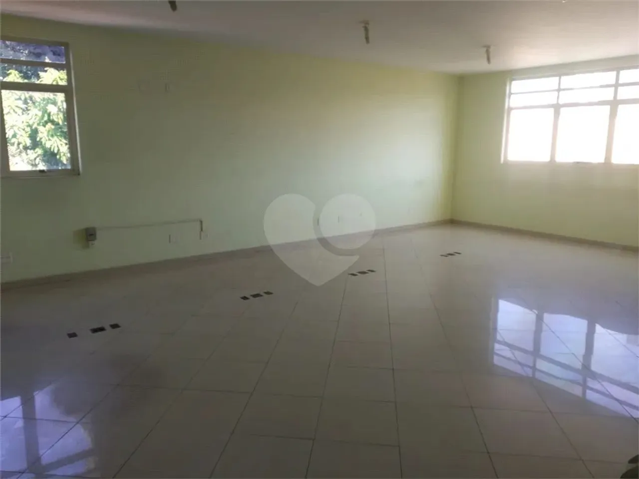 Salas para locação em Vila Sfeir - SP