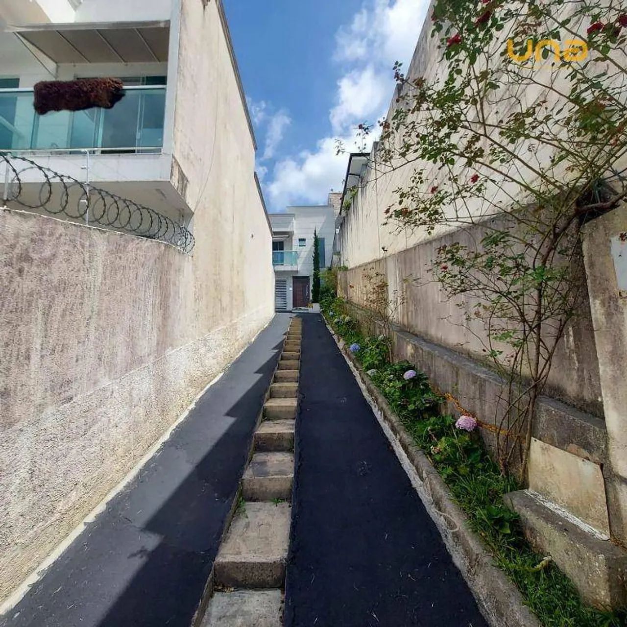 Sobrado com 3 dormitórios para alugar, 130 m² por R$ 3.695,00/mês - Vista Alegre - Curitib - Foto 3