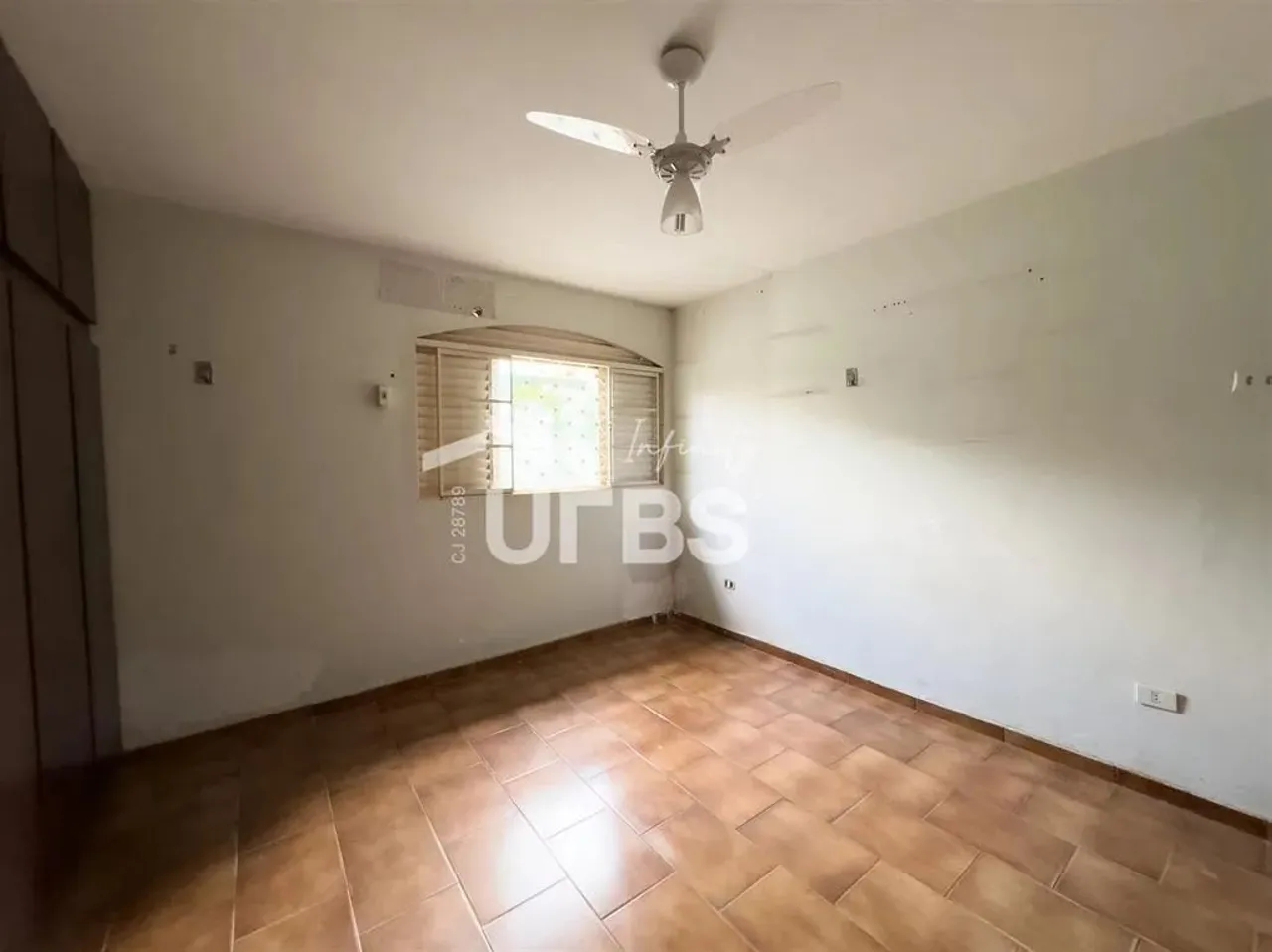 0 - Casa 4 quartos, sendo 3 suítes