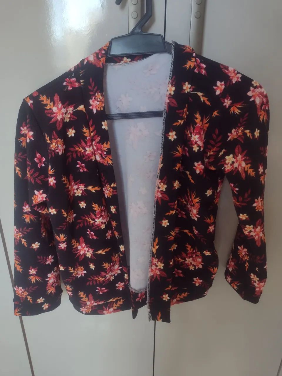 Blazer floral feminino elegante - Foto 2