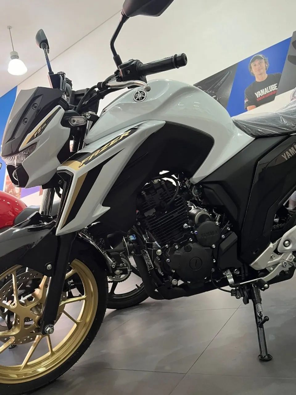 FZ25 250 2025 Connetc