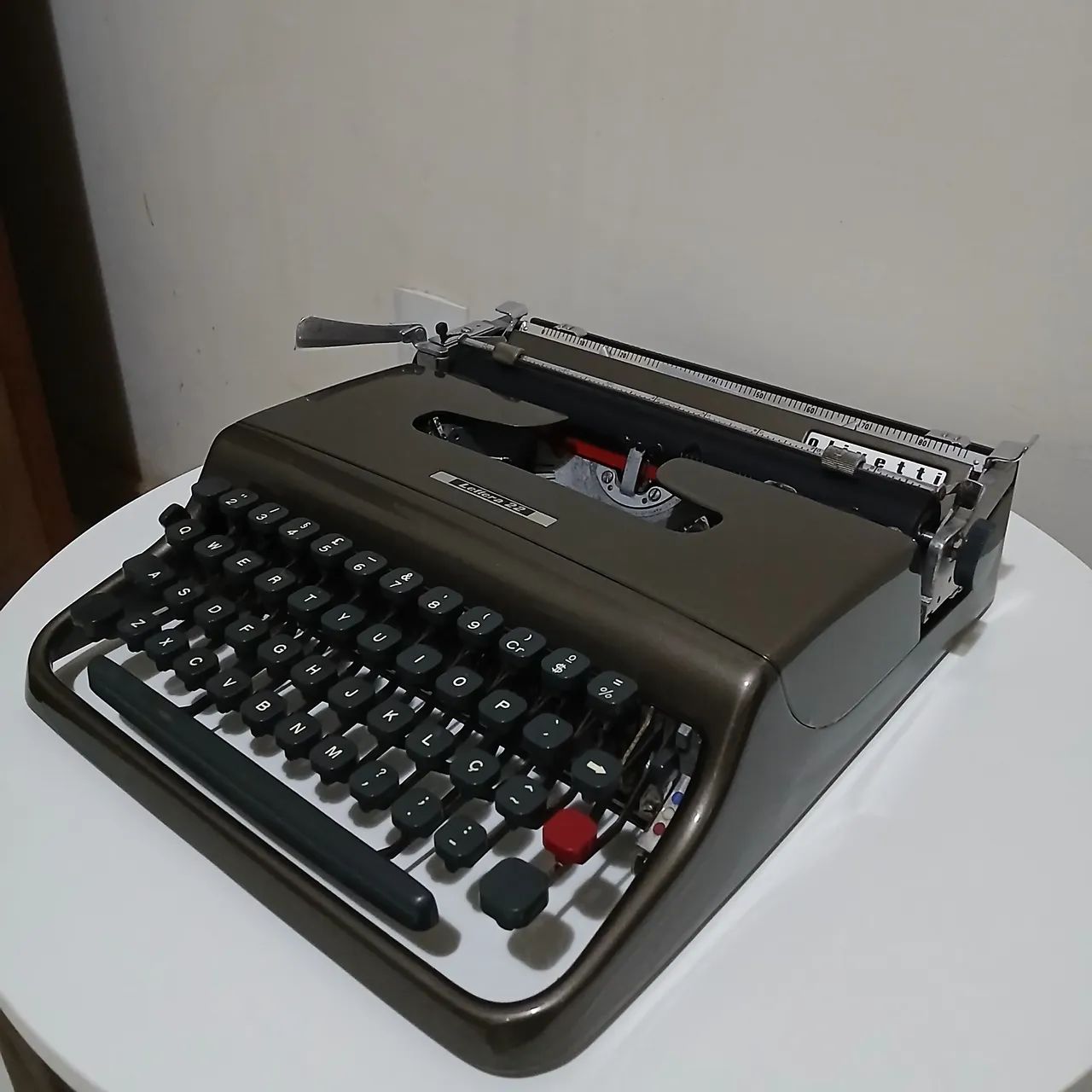 Máquina de escrever / datilografia