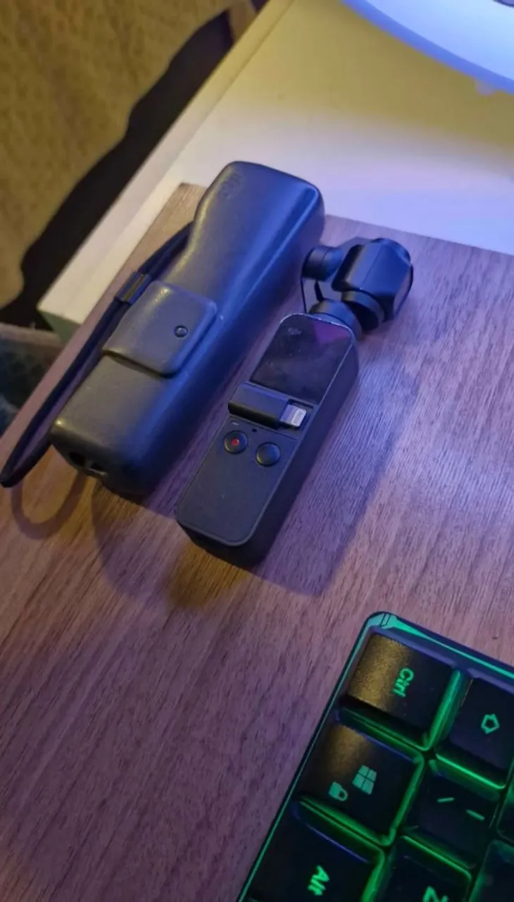 DJI OSMO POCKET vendo 1.000 para uso profissional com resolução e qualidade de 4k.