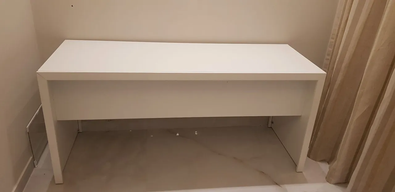 Mesa de Escritório Branca Moderna