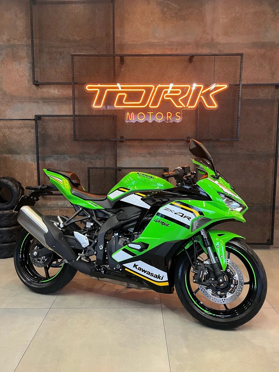 × NINJA ZX-4R SE | 2026 - Moto Point Kawasaki