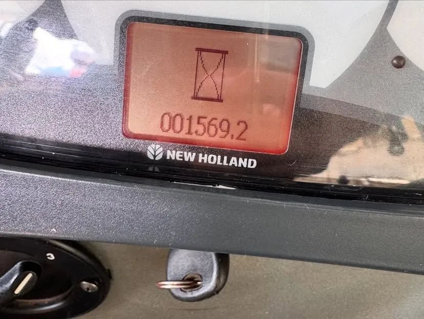 RETROESCAVADEIRA  - Foto 2