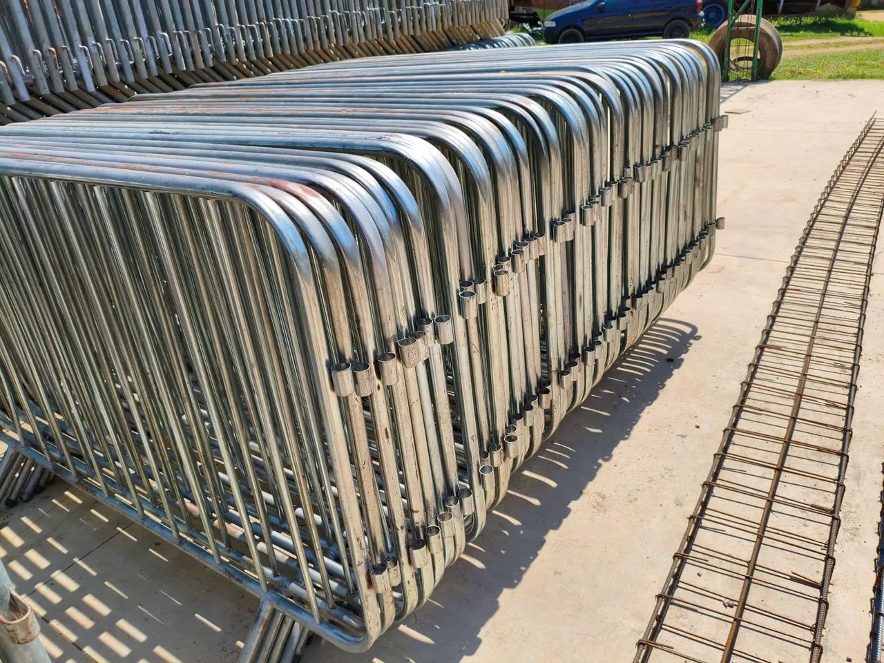 Gradil64385645200130124