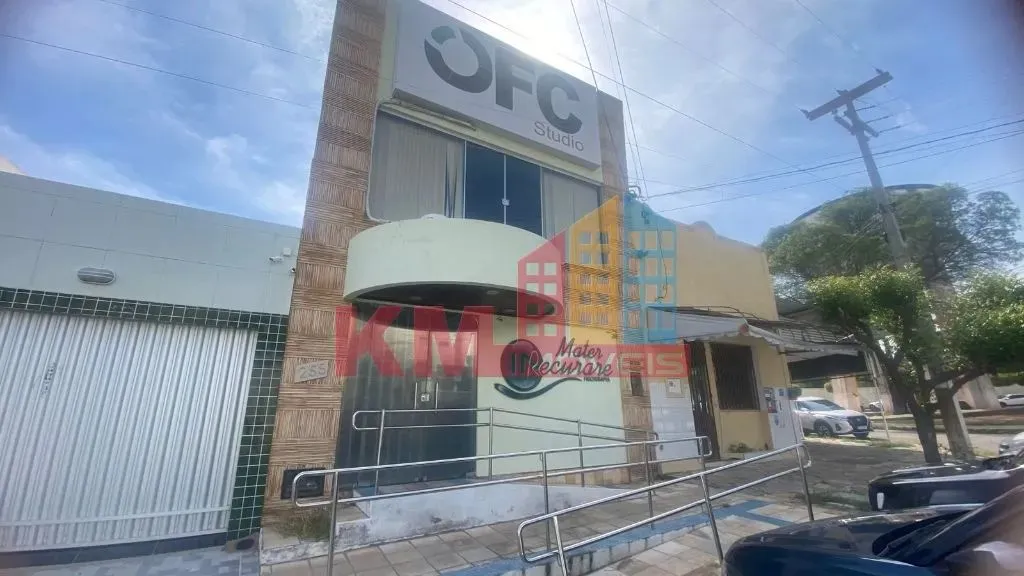 VENDA! PRÉDIO COMERCIAL AO LADO DO HOSPITAL WILSON ROSADO NO CENTRO EM MOSSORÓ - RN