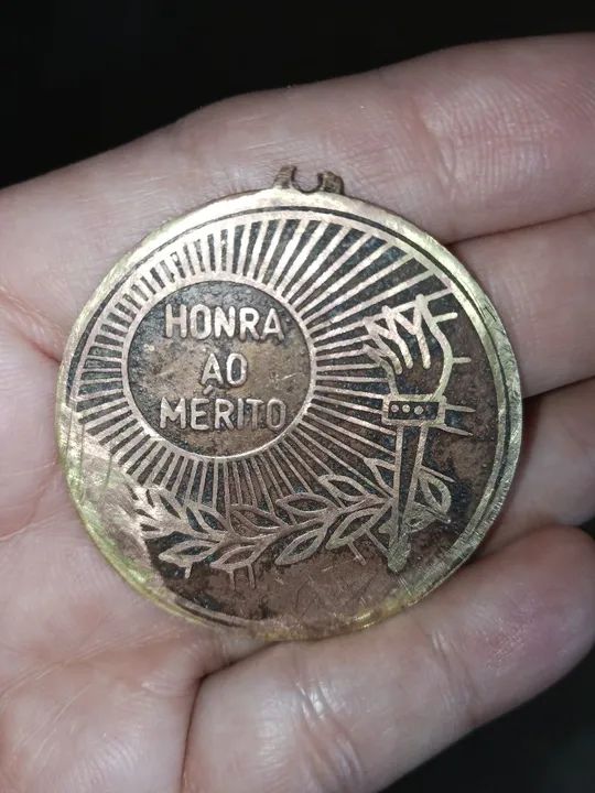 Medalha Honra ao Mérito (negociável)