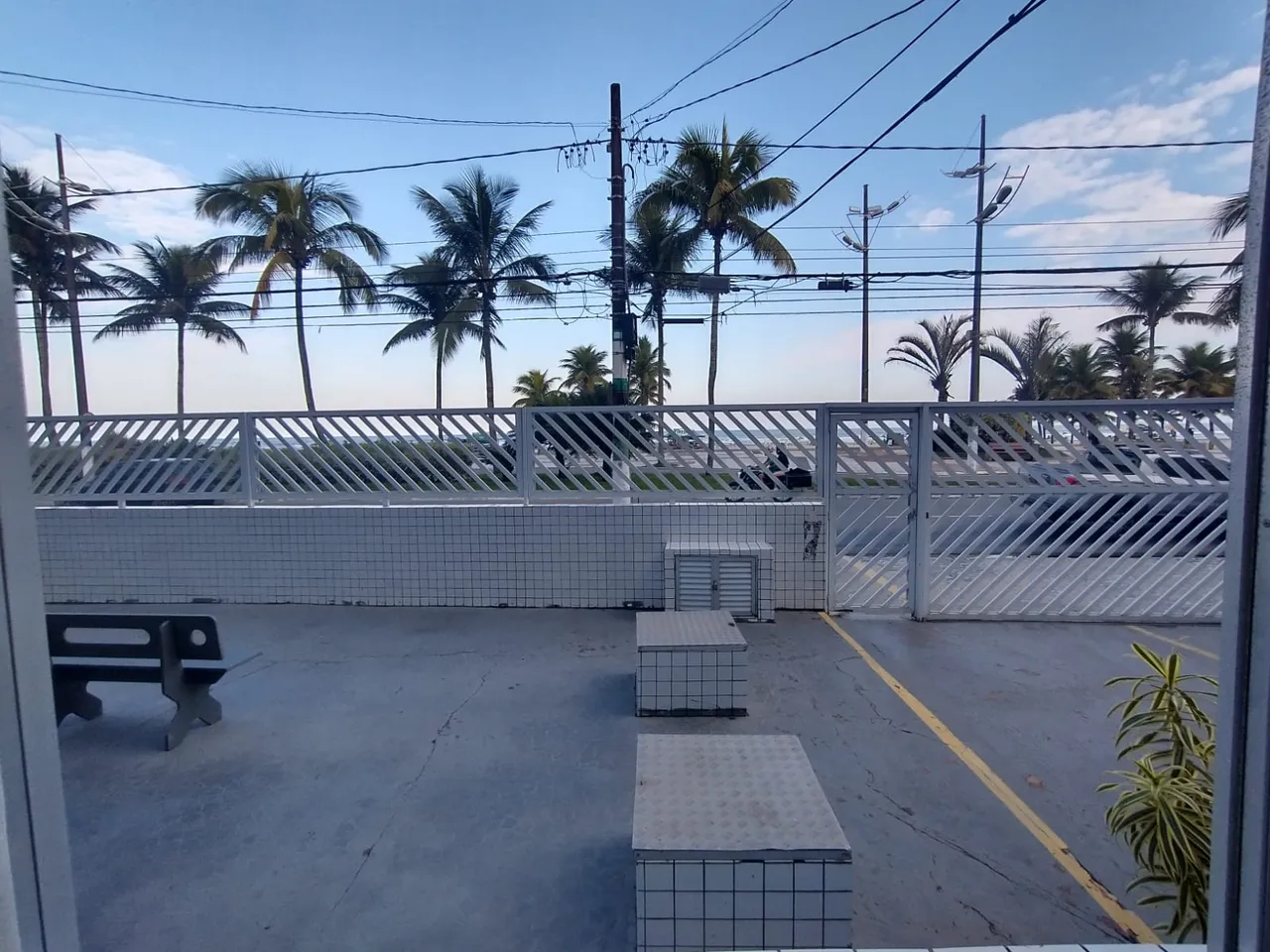 Kit Mobiliada c/Vista Livre Frente Mar - 1 Vaga Coletiva - Documentação Ok - Vila Tupi!!