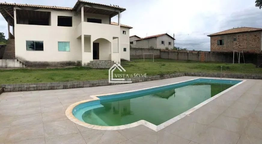 Aluga casa 03 quartos com piscina em Igarapé