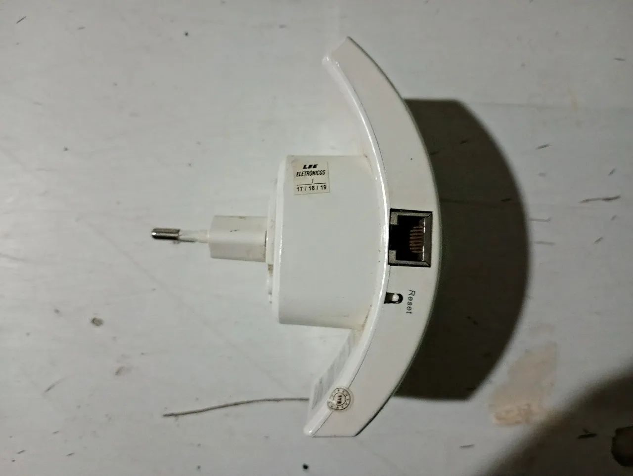 Repetidor de Sinal Wi-Fi Lee Eletrônicos