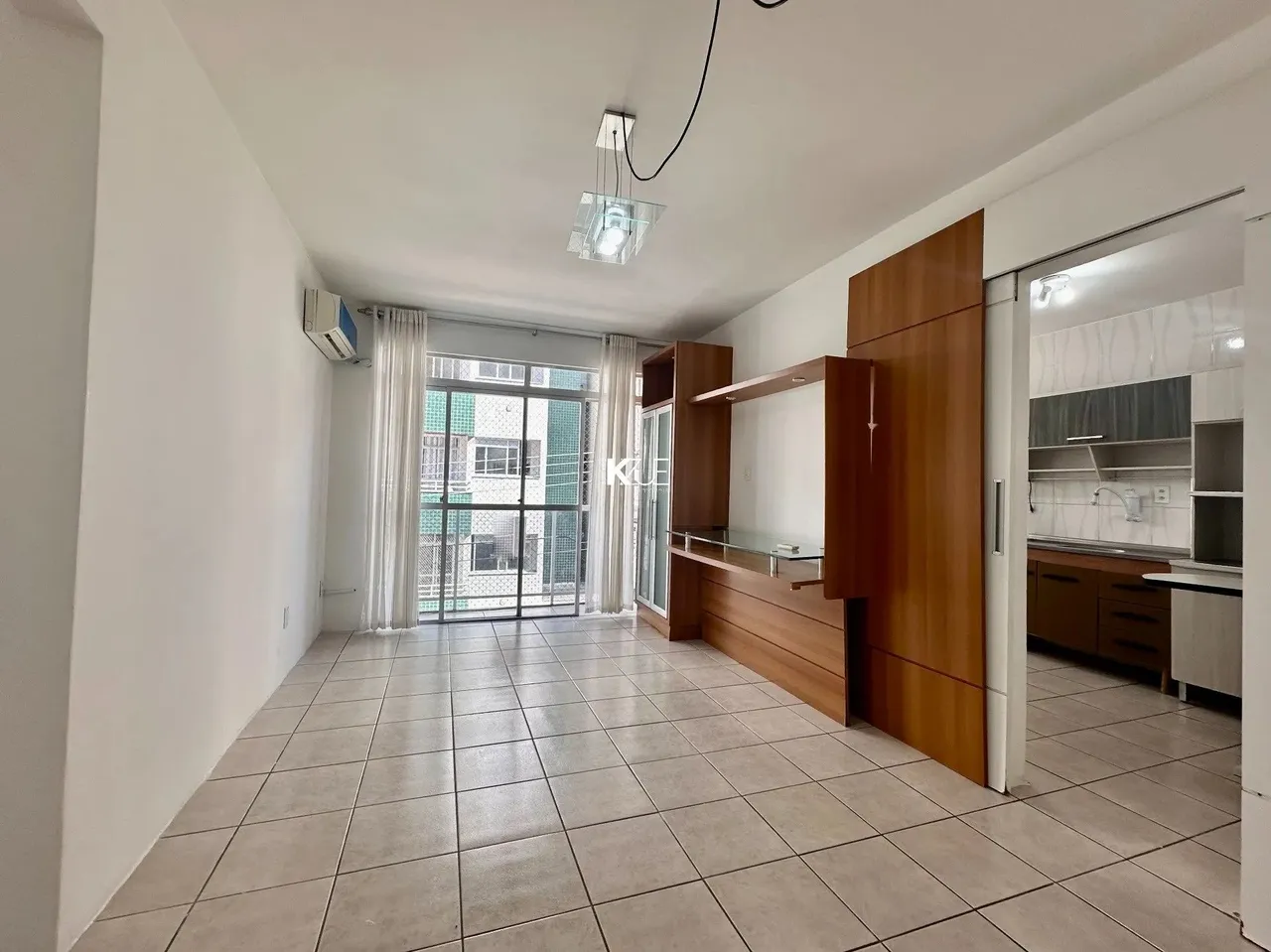 Apartamento 02 dormitórios a venda no bairro Abraão, em Florianópolis SC