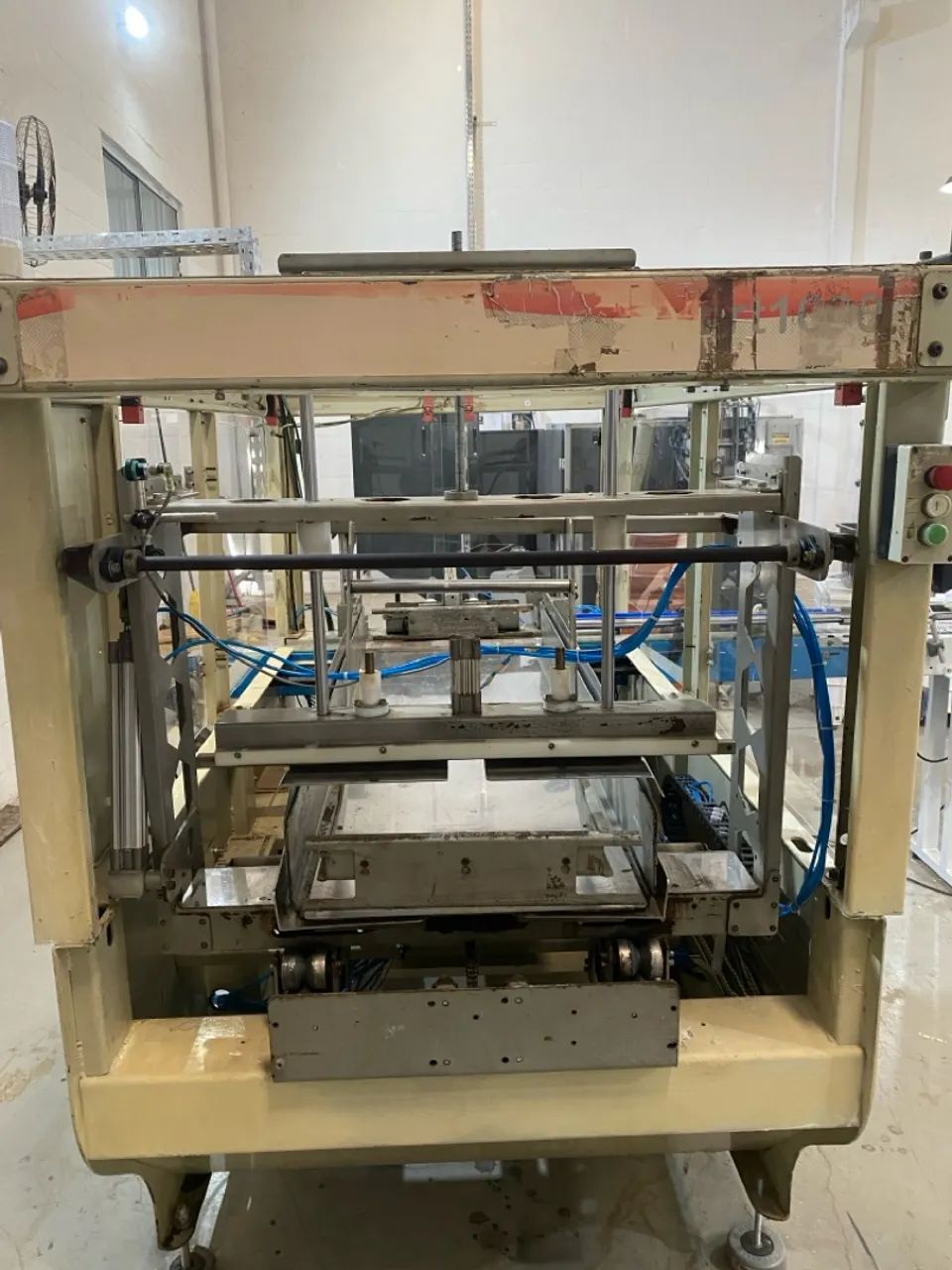 Máquina ensacadeira de frascos marca Narita - Foto 6