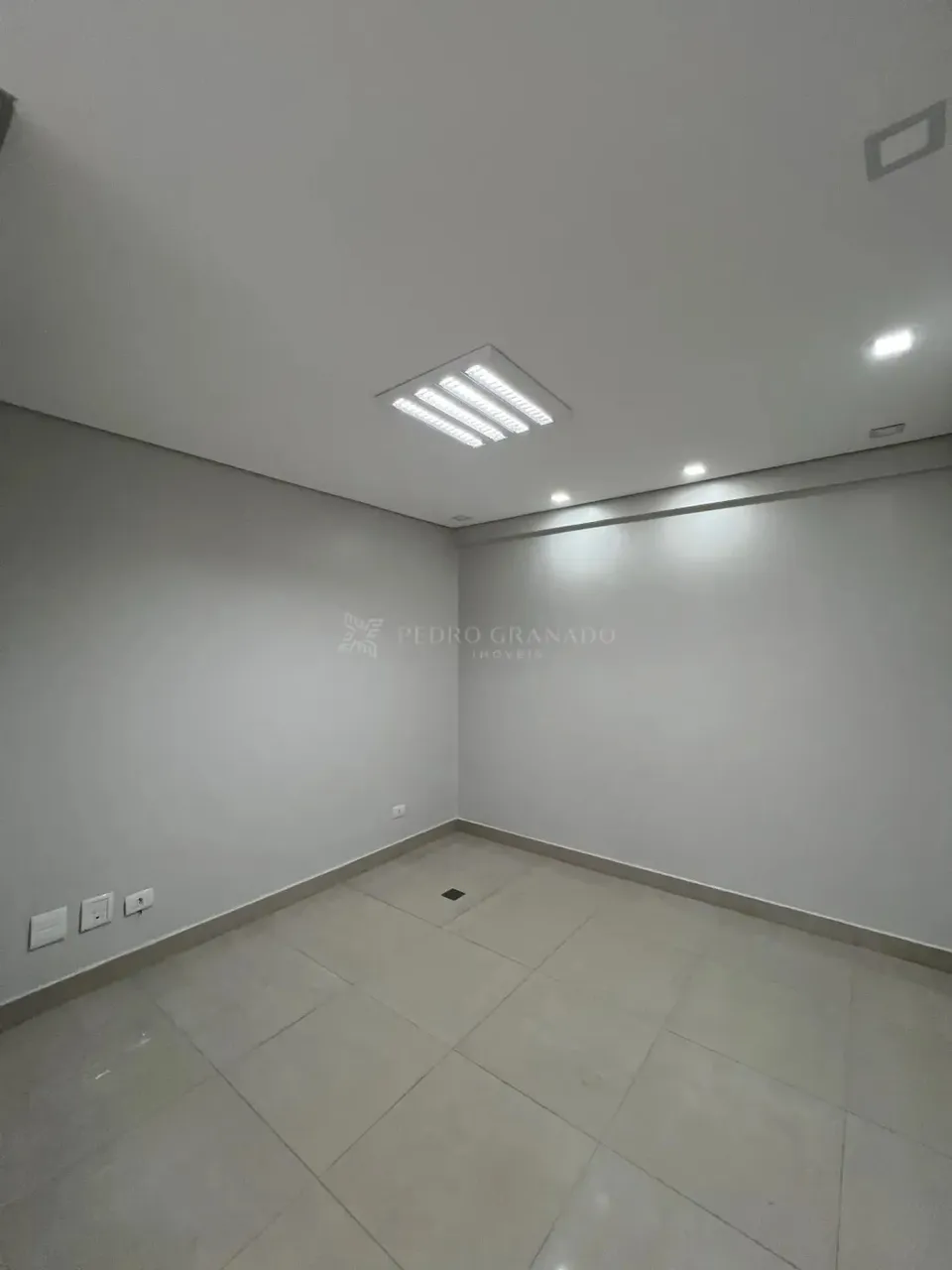 Sala Médica - Zona 04