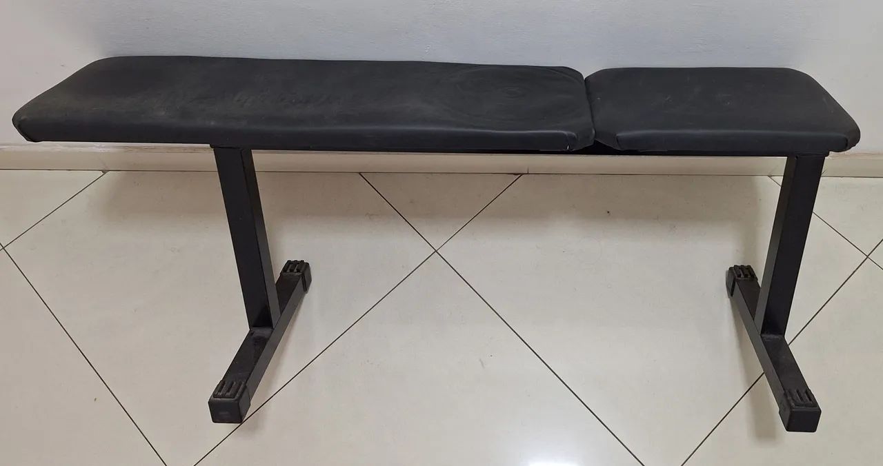 Banco reto, anilhas e simulador de caminhada - Foto 5