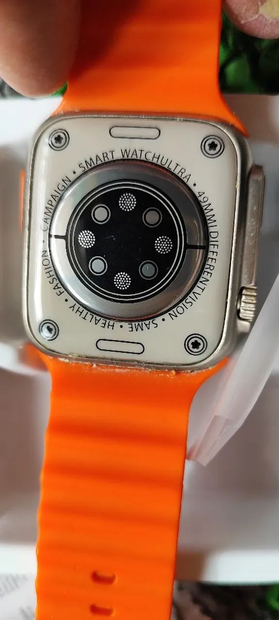 Relógio inteligente Apple Watch com pulseira laranja - Foto 4