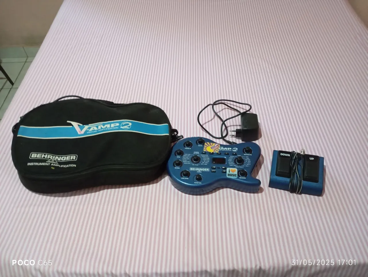 Behringer V-AMP 2 - Amplificador de Guitarra