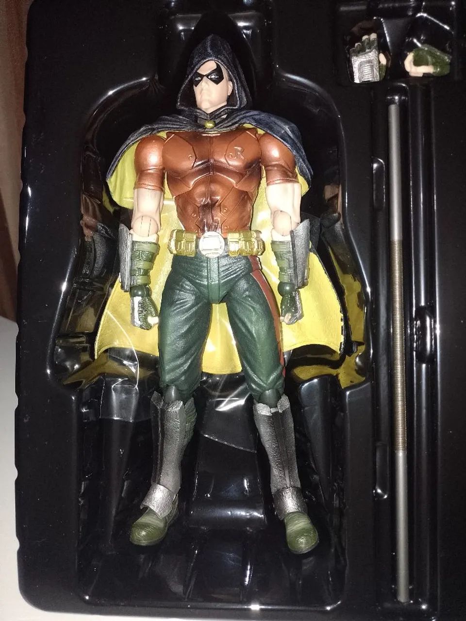 Play Arts Kai - Batman: Arkham City - Robin (No. 3) - Foto 2